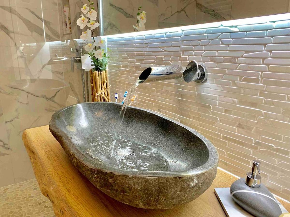 Jacuzzi Oasis Bruxelles